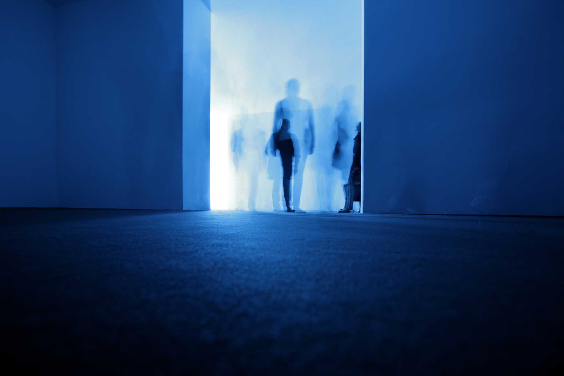 Art Unlimited 42, 2011: Expansive light installation by James Turrell: "Joecar Blue", 1968